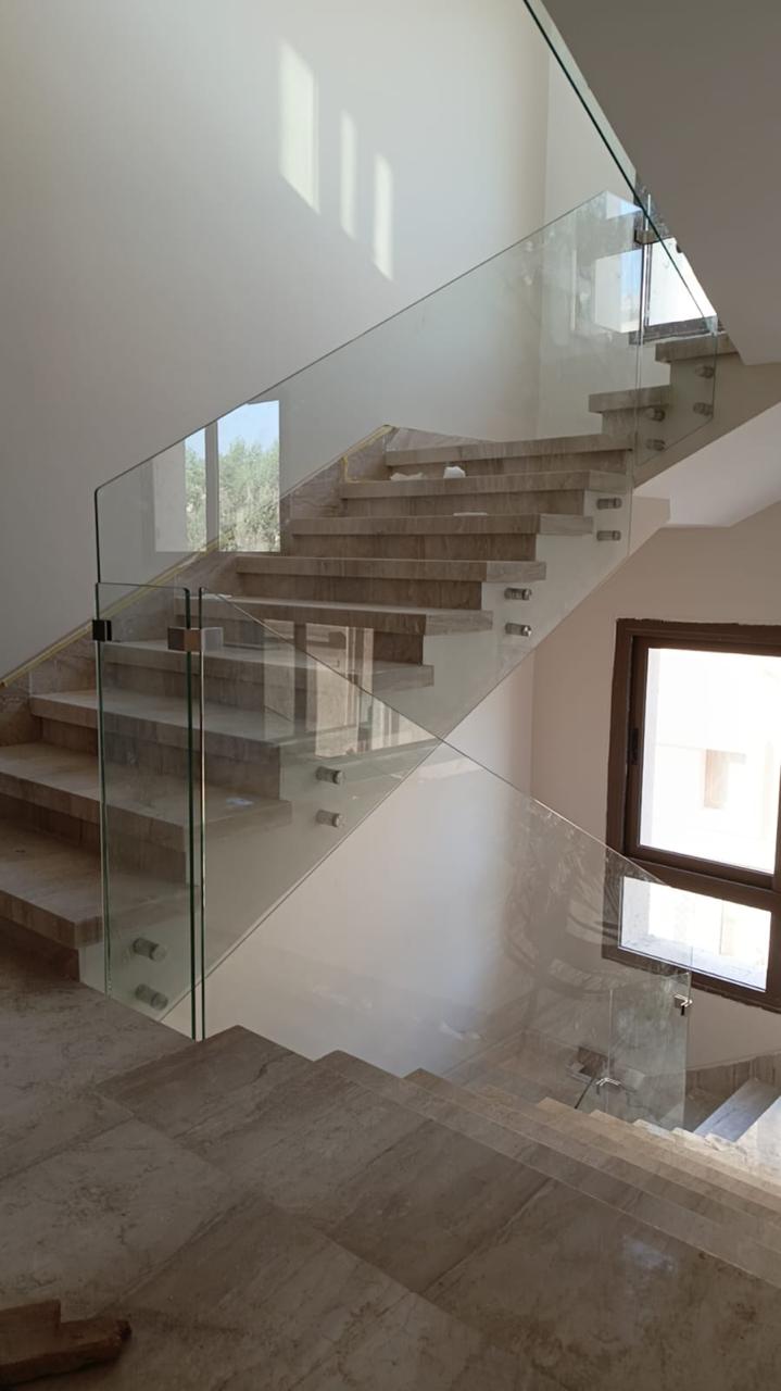 قواطع مكتبية عازلة للصوت • Acoustic Glass Partitions